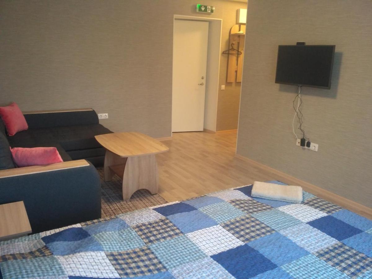 Piramida Apartments Нарва Екстериор снимка
